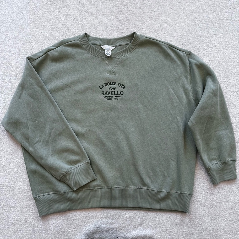 H&M La Dolce Vita Green Pullover Crewneck Sweater